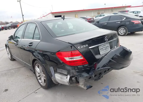 2013 Mercedes-Benz C 250 Sport from USA, damaged, VIN WDDGF4HB3DA776624